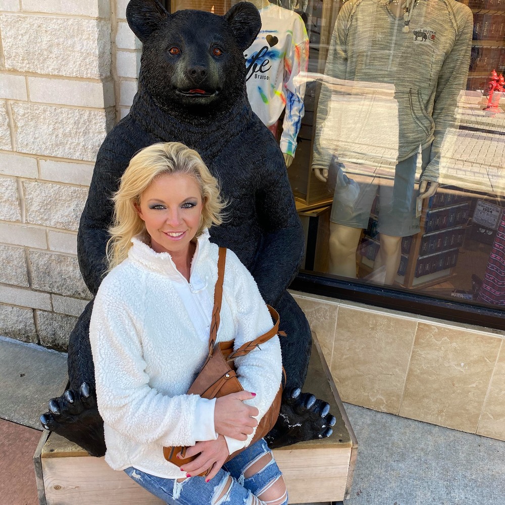 Meet your Posher, Zabrina